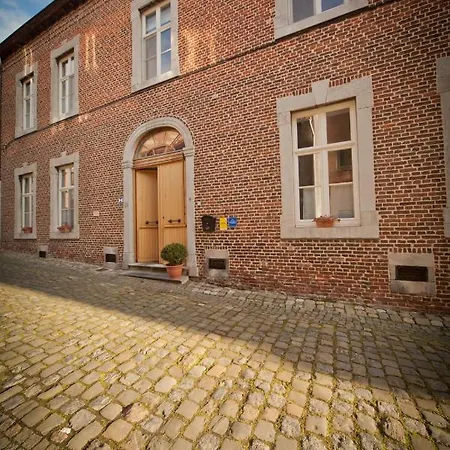 De Kersentuin Bed & Breakfast Borgloon
